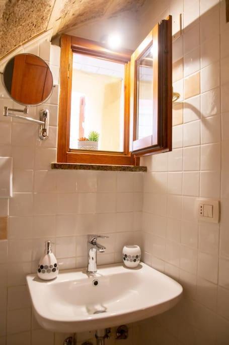 Casa Vacanze Da Angela - Erasmo 34 Alghero Ngoại thất bức ảnh
